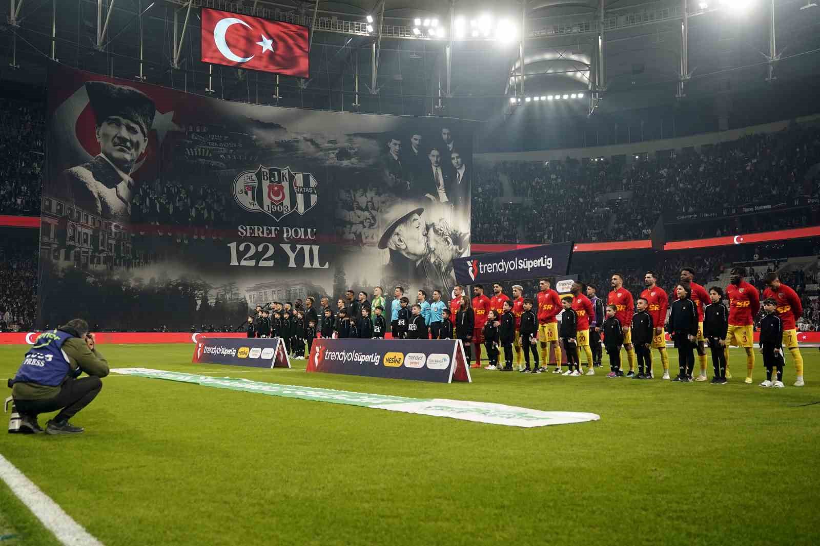 Trendyol Süper Lig: Beşiktaş: 0 - Kayserispor: 0 (Maç devam ediyor)