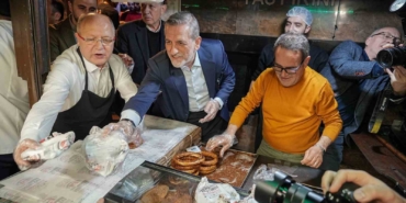 İş adamları ve Bursalılar sahurda buluştu