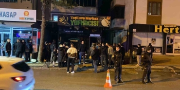 Yufkacı dükkanında çıkan yangın ekipleri harekete geçirdi