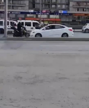 E-5’e ters istikametten giren kadın ortalığı birbirine kattı; o anlar kamerada