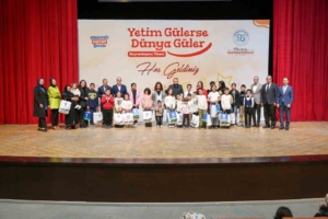 Arnavutköy’de gönüllere dokunan bayramlaşma töreni