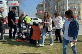 Edirne’de motosiklet ile otomobil çarpıştı: 1 yaralı