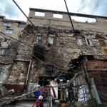 Fatih’teki tarihi Nasuriye Han’da yangın paniği