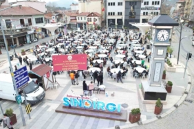 Galatasaraylı taraftarlardan geleneksel iftar organizasyonu