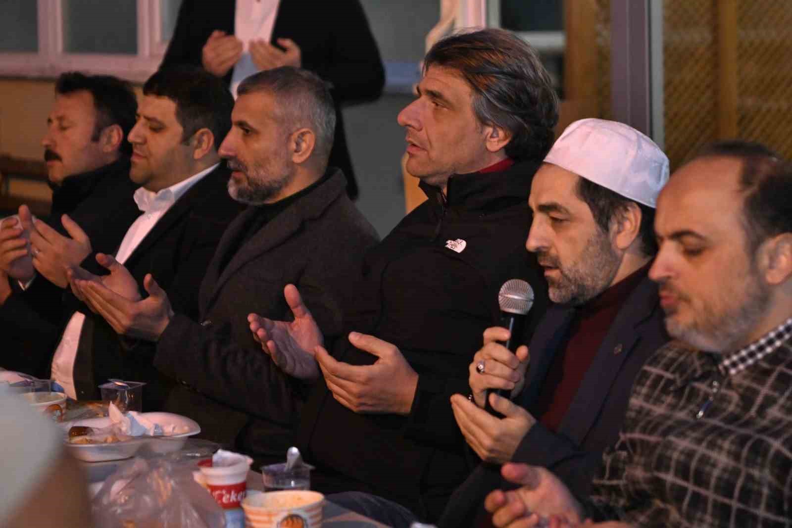 Başkan Kocaman mahalle iftarlarına konuk oluyor