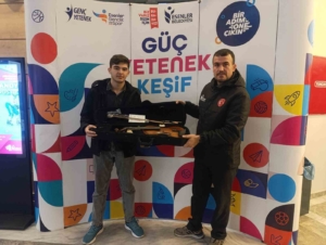 Esenler’in Genç Kart uygulaması 1 yılda 100 bini aşkın indirmeye ulaştı