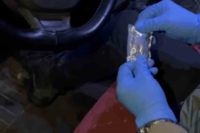 Beşiktaş’ta torbacı taksici yakalandı: Vites topuzundan uyuşturucu çıktı