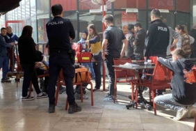 41 Burda AVM’de korkutan yangın: 4 kişi dumandan etkilendi