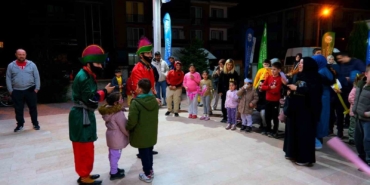 Erenler ve Geyve’de Çocuklarla Ramazan Neşesi yaşandı