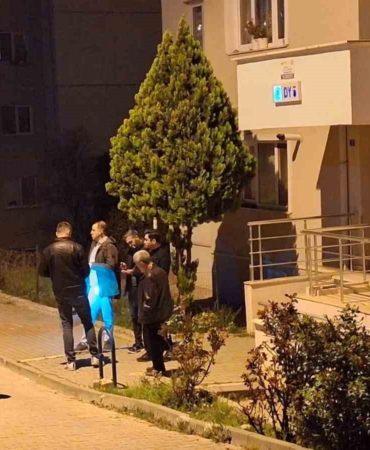 Bilecik’te cinnet getiren şahıs evde rastgele ateş etti