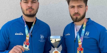 Sakarya Büyükşehir’in karatecileri Manisa’da şampiyon oldu