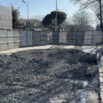 Bakırköy’de bir hafta önce çöken ve yapılmayan yol vatandaşı isyan ettirdi