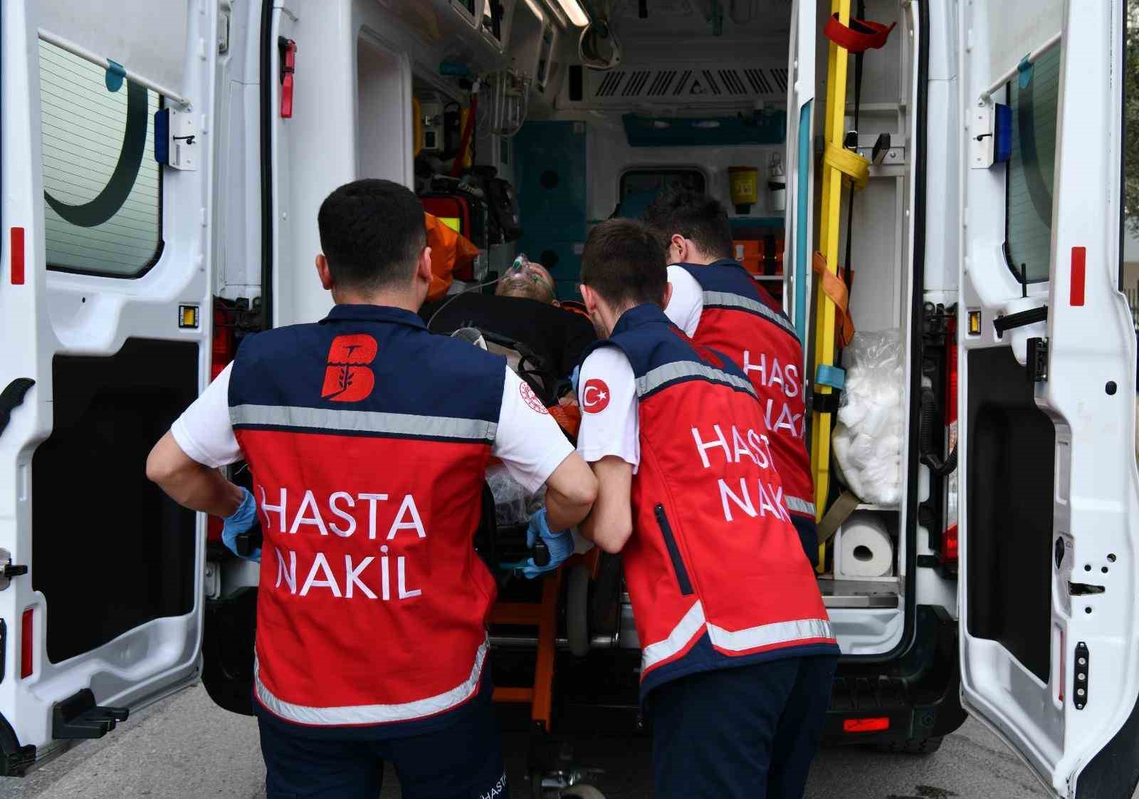 Balıkesir Büyükşehir’den 3 bin 298 kişiye hasta nakil hizmeti