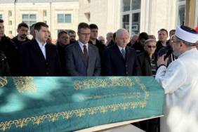 Avcılar’da katledilen anne ve 3 çocuğu son yolcuğuna uğurlandı