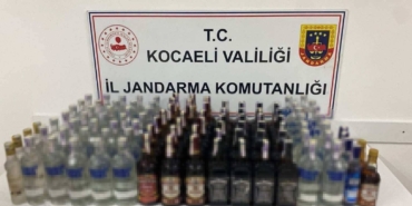 Bayrama günler kala 103 şişe sahte alkol ele geçirildi