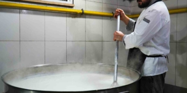 Ümraniye Belediyesi Ramazan ayında da ihtiyaç sahiplerini yalnız bırakmıyor