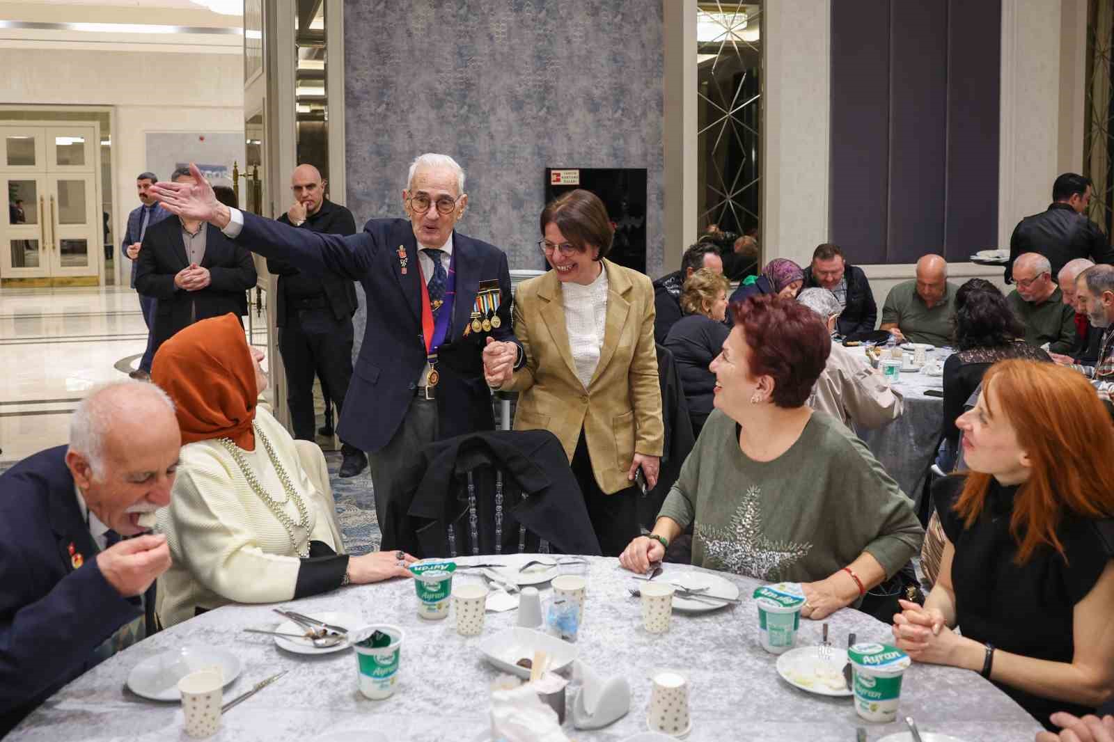 Maltepe Belediyesi’nden şehit aileleri ve gaziler onuruna iftar