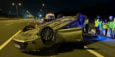 Önündeki otomobile arkadan çarpan araç takla attı: 2’si çocuk 5 yaralı