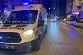 Edirne’de motosikletin çarptığı yaya yaralandı