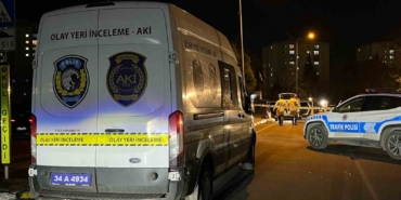 Küçükçekmece’de şüpheli araçtan cephanelik çıktı