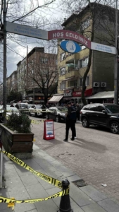 Bayrampaşa’da ablasının eski sevgilisi tarafından sokak ortasında vuruldu