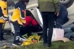 Sakarya’da kavşakta iki otomobil çarpıştı: 1 ölü, 3 yaralı