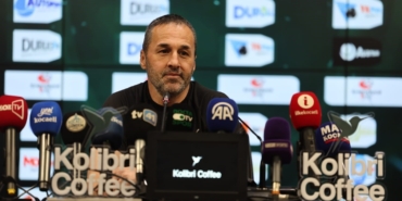 Yalçın Koşukavak: "Galibiyete seviniyorum ama birkaç maç daha var"