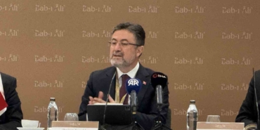 Bakan Yumaklı: "Dişimizle tırnağımızla bir yere getirmiş olduğumuz, hakikaten çok emek sarf edilmiş bir takım şeyleri bunlara kurban etmemeliyiz"