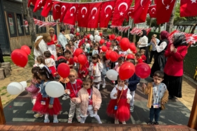 Çocuklar 23 Nisan’ı gururla kutladı