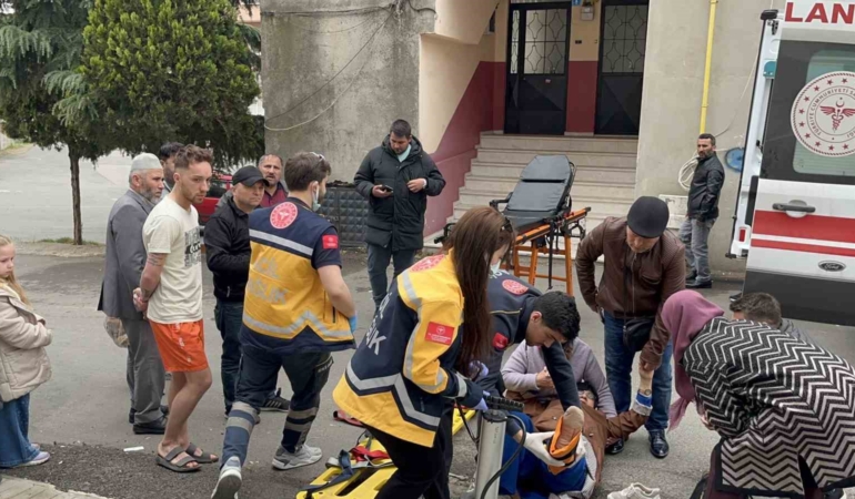 Ehliyetsiz sürücünün çarptığı kadın yaralandı
