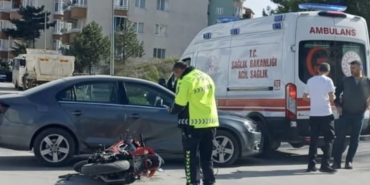 Bilecik’te motosiklet ile otomobil çarpıştı, 1 kişi yaralandı