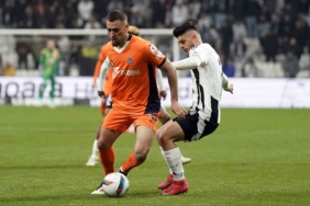 Trendyol Süper Lig: Beşiktaş: 0 - Başakşehir: 2 (Maç sonucu)