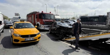 Avcılar’da ehliyetsiz gencin makas kazası: 3 yaralı