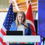 Bakırköy Belediye Başkanı Ovalıoğlu Kadın ve Gençlik Zirvesinde konuştu: "İstanbul’un yerel deneyimi, dünya için model olabilir"