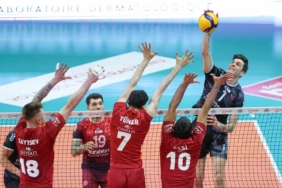 Efeler Ligi’nde şampiyon Ziraat Bankkart