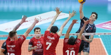 Efeler Ligi’nde şampiyon Ziraat Bankkart