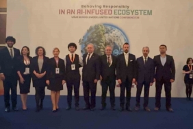 BM’nin programında öğrencilerden ‘yapay zeka kullanımı’ tartışması