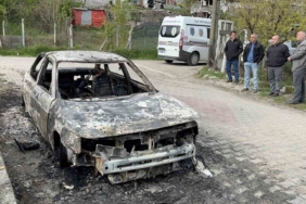 Otomobilini küle dönmüş halde buldu