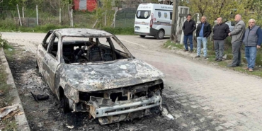 Otomobilini küle dönmüş halde buldu