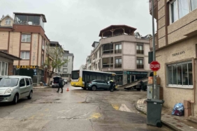 Halk otobüsü ile ot otomobil çarpıştı: 3 yaralı