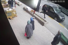 Esenyurt’ta sokak ortasında kurşun yağdıran zanlının kaçışı kamerada