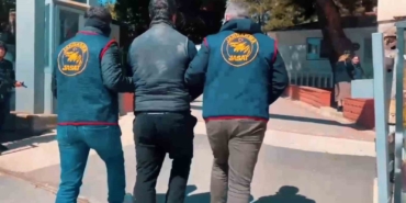 Jandarma 15 yıl 10 ay hapis cezası bulunan şahsı yakaladı