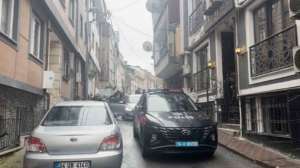 Şişli’de silahlı saldırı: Hamile kadınla yanındaki şahsı öldürdüler