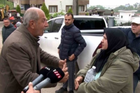 Serdivan’da bir bina çökme riski ile karşı karşıya: Müdür, "Bir saniye" diyerek mağdur kadını susturmaya çalıştı