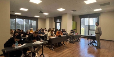 Cumhuriyet Dil Akademisi’nde 3 dilde ara sınav