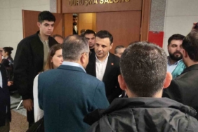 İzinsiz yürüyüşlere katılarak provokatif paylaşım yaptıkları iddia edilen 90 sanığın yargılanmasına başlandı