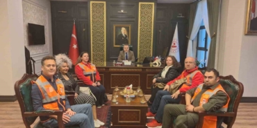 İdaSar Arama Kurtarma Derneği’nden Edremit Kaymakamı Odabaş’a ziyaret