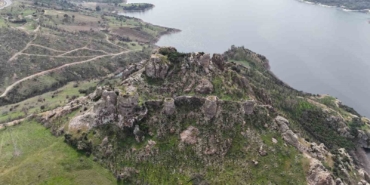 (ÖZEL) Çanakkale’de orman yangınlarında alevlere teslim olan Atikhisar Kalesi yeşermeye başladı