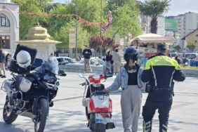 Bandırma’da trafiğe kapalı alanlarda motosiklet sorunu büyüyor