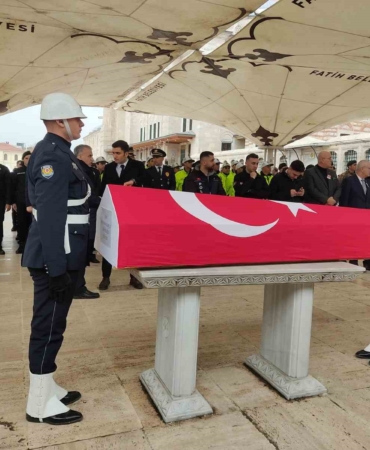 Şehit bekçi Uğur Gölçek son yolculuğuna uğurlandı